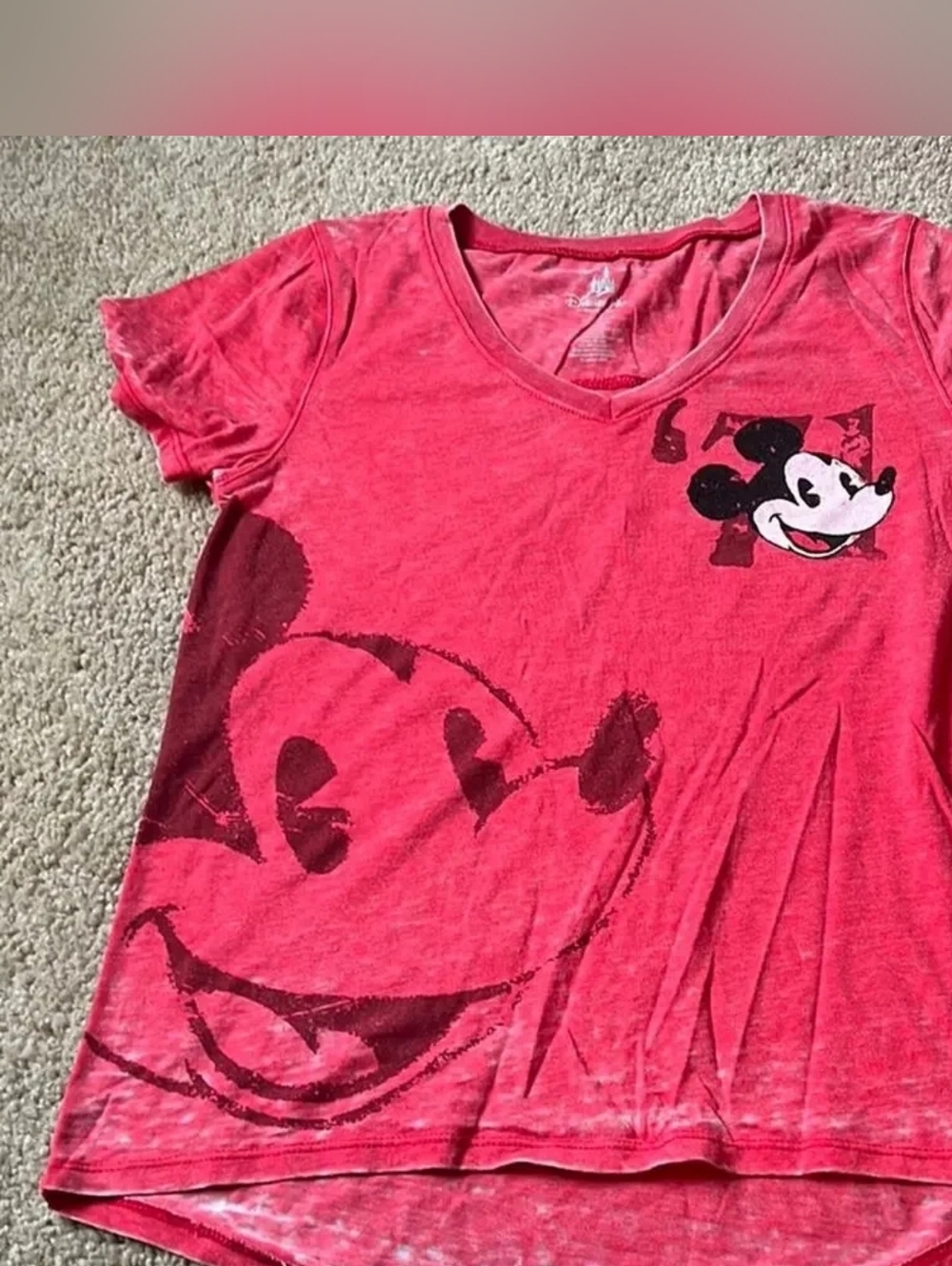 Disney Parks Red Mickey Mouse V Neck T Shirt Size Small